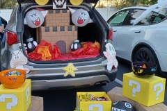 As KFMA is family-oriented, our parents always help out by creating some unique designs for our Trunk-or-Treat event!
